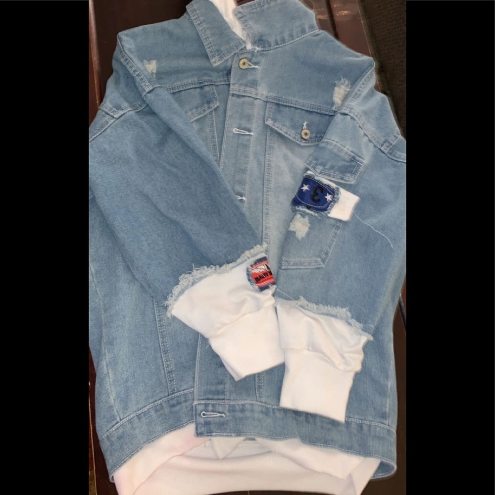 Jean jacket with hood